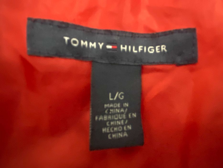 czerwona pikowana kurtka Tommy Hilfiger roz. L