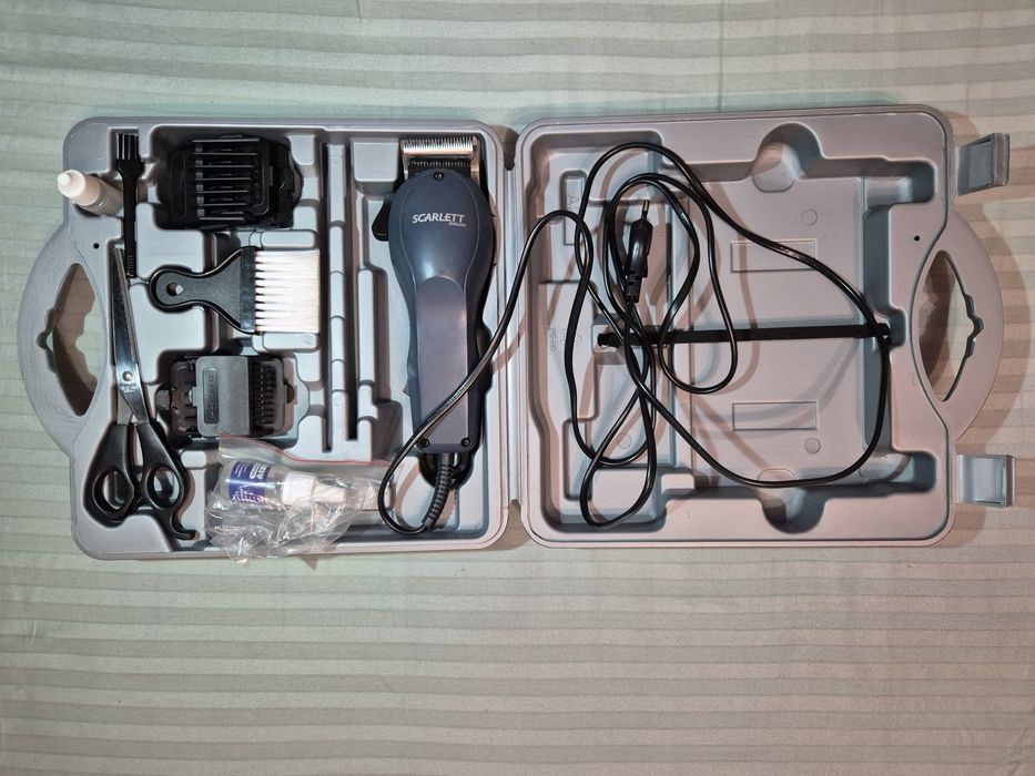 Машинка для стрижки волосся Scarlett