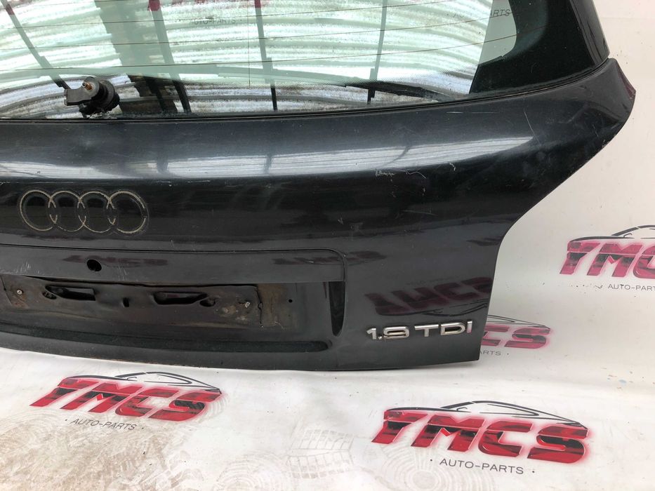 Tampa da Mala AUDI A3 8L ORIGINAL