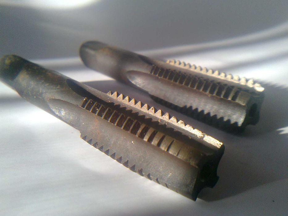 плашка метчик лерка