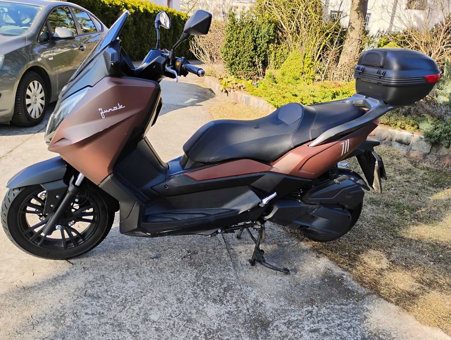 Junak 711 Maxi 125 cm skuter