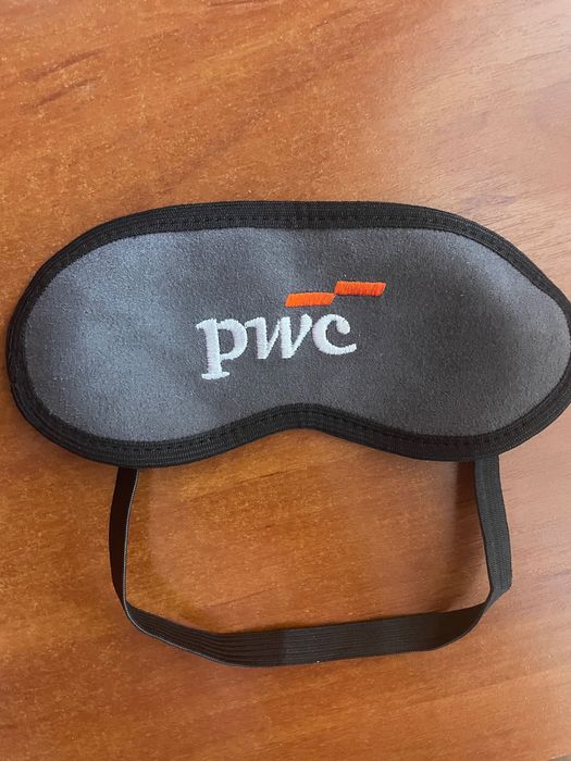 Маска для спання на очі