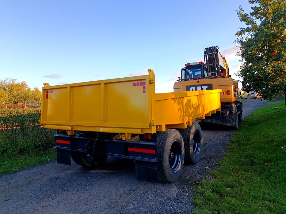 Przyczepa tandem Herbst z najazdami i kiprem. 13500 dmc