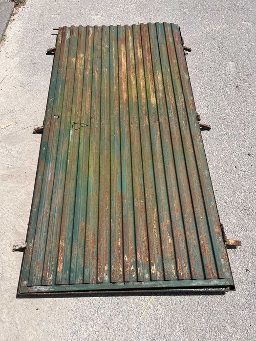 Portão/ Porta em Chapa (L90cm x A180cm)