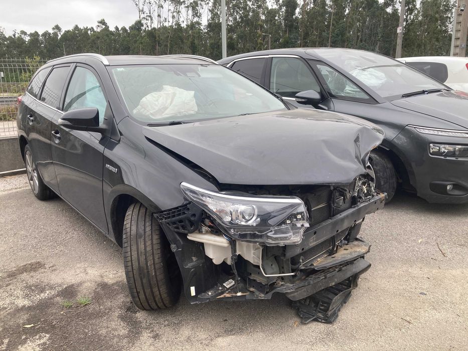 TOYOTA AURIS 2018 Hibrido
