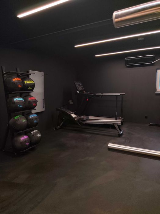 Sala treningowa dla trenera/ki i fizjoterapeuty/ki w Nowym Targu