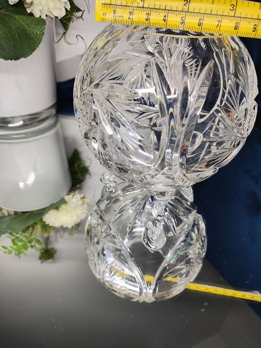 Kryształowa bomboniera wazon