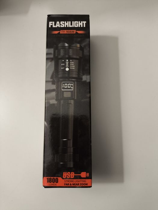 Lanterna com bateria recarregável