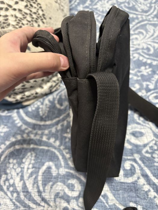 Продам барсетку ADIDAS оригінал