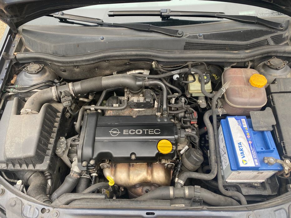 Opel Astra  uma mão de livrete