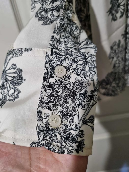 Жіноча блазка рубашечного крою. H&M. Великий размір