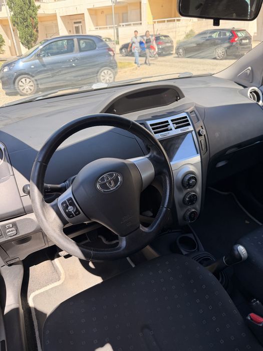 Toyota Yaris — fotografia 9