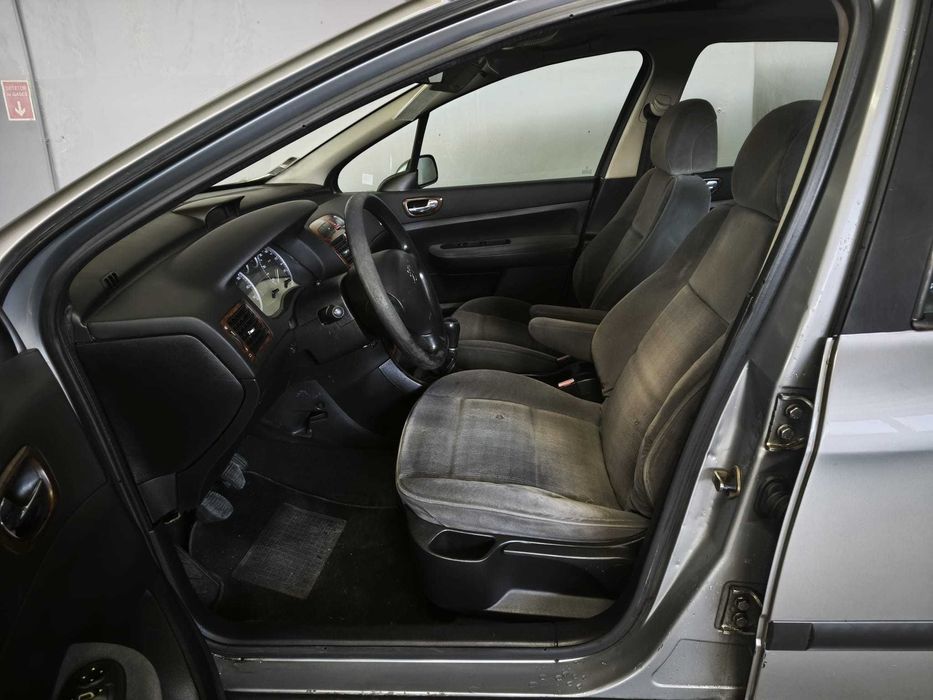 PEUGEOT 307 1.4L 5P FINANCIAMENTO POSSIVEL