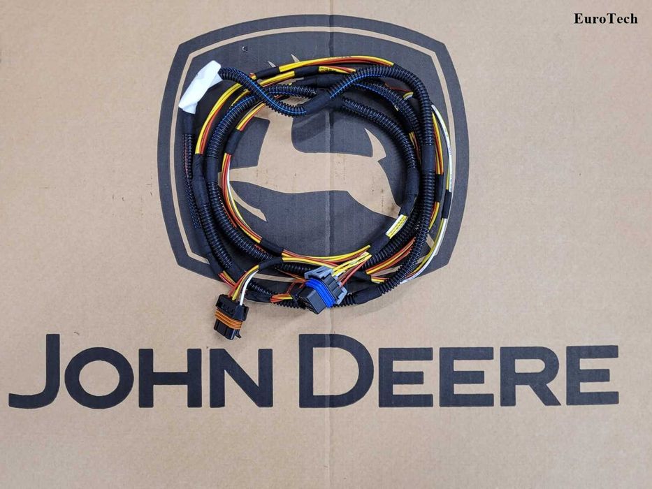 Wiązka przewodów tylnych błotników John Deere AL178170