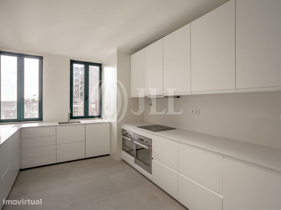 Apartamento T2 condomínio Diana Park Amoreiras, Lisboa.
