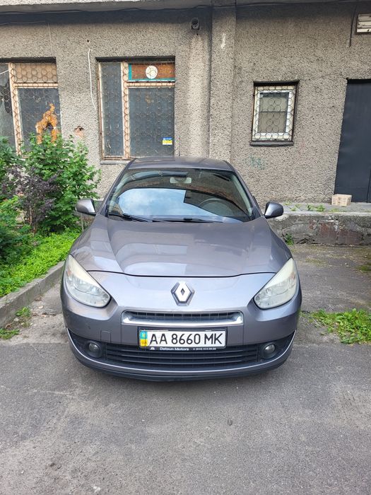 Ліцензія. Оренда авто під таксі Renault Fluence