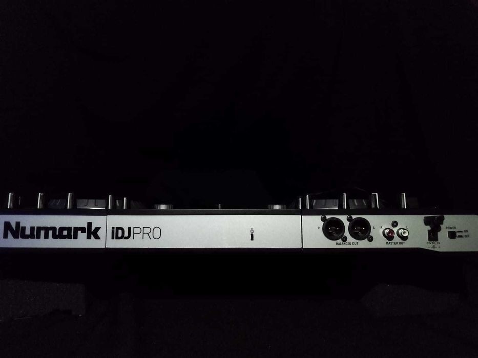 Controladora DJ Numark IDJ Pro