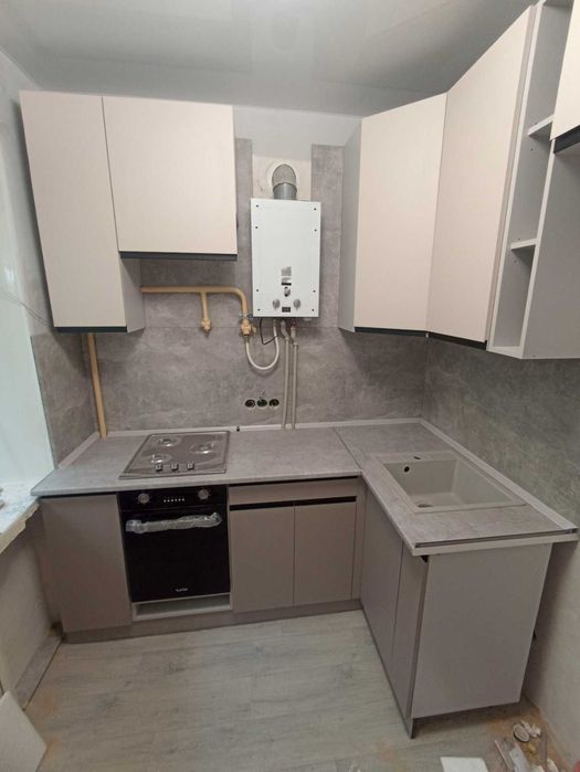 Кухні  в наявности та під замовлення по індивідуальному розміру .