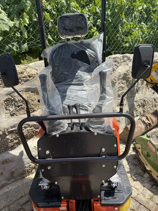 Mini escavadora nova