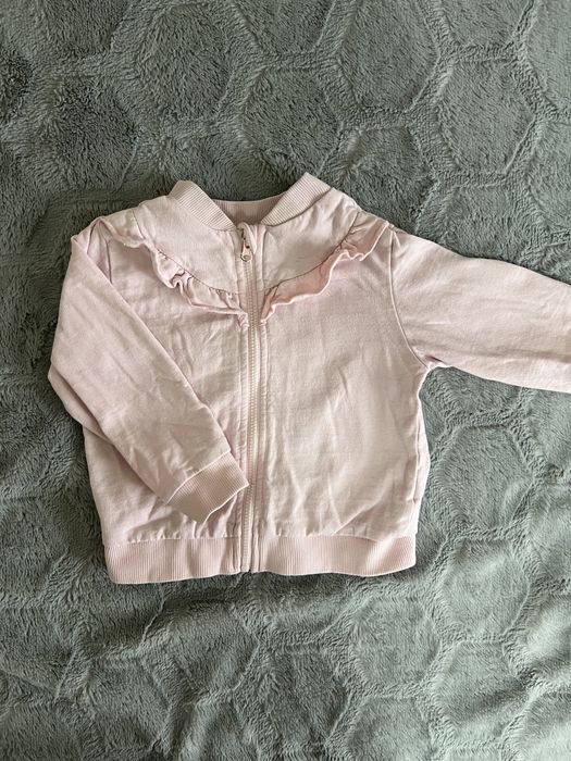 Bluza z falbanką jasnoróżowa