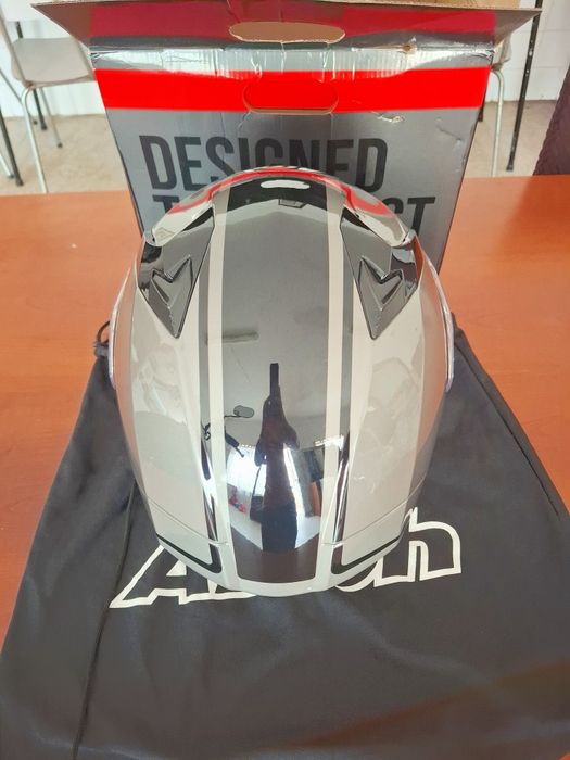 Capacete Airoh tamanho M