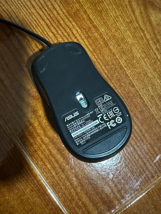 Teclado Asus Backlit KB V2 e Rato Asus