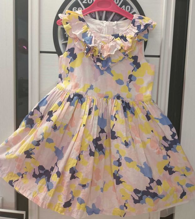 Літнє яскраве плаття для дівчинки  M&S 6-7 років СТАН НОВОГО
