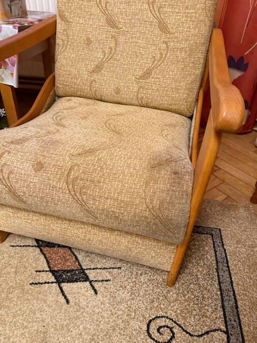 Dwa fotele + dwie pufy