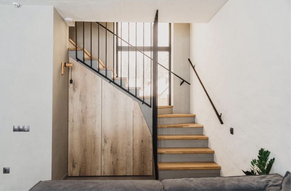 Продаж 2-х коттеджів в с. Яблуниця(Буковель)