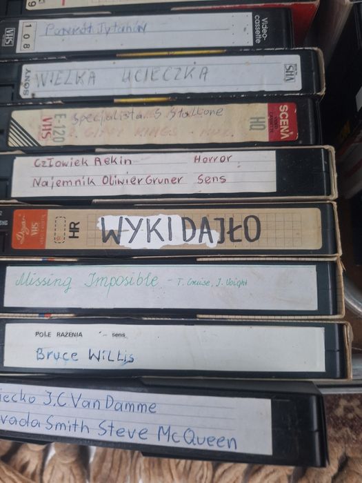 Kasety VHS,  video