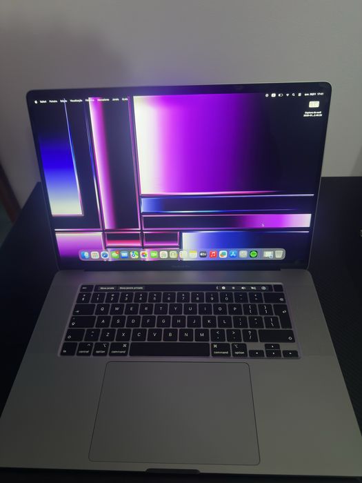 MacBook Pro (2019) – i7 | 16GB RAM | 500GB SSD – Estado Impecável