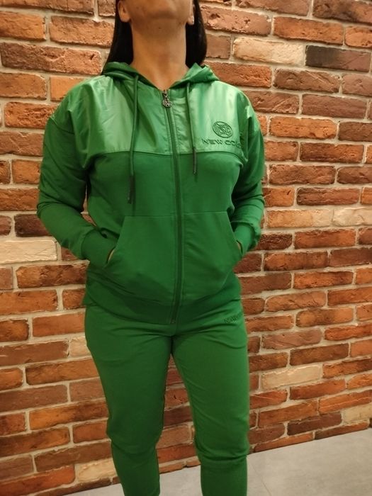 Dres sportowy zielony