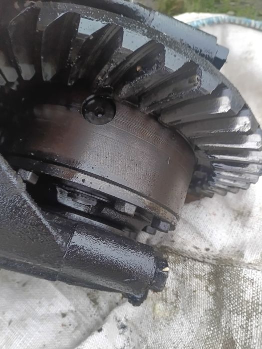 Продам редуктор та радіатор