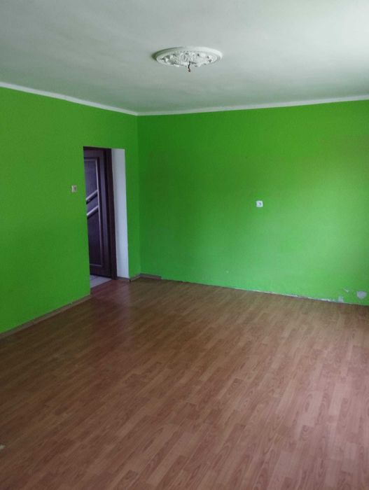 Dom jednorodzinny z działką na sprzedaż