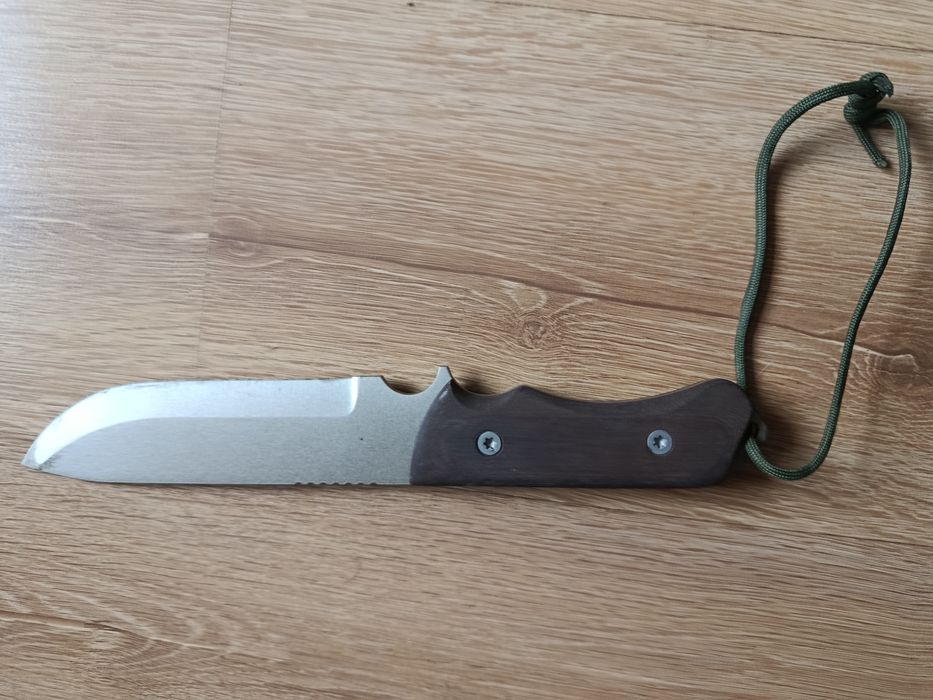 Nóż survivalowy NS1