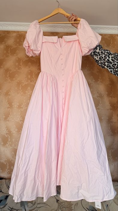 Рожева максі сукня в стилі Бріджертонів