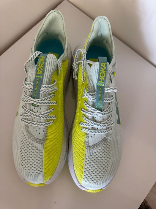Ténis running Hoka Carbon x3 Tam 43 1 /3 novos