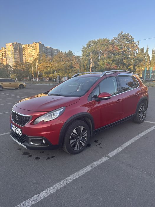 Автомобіль Peugeot 2008