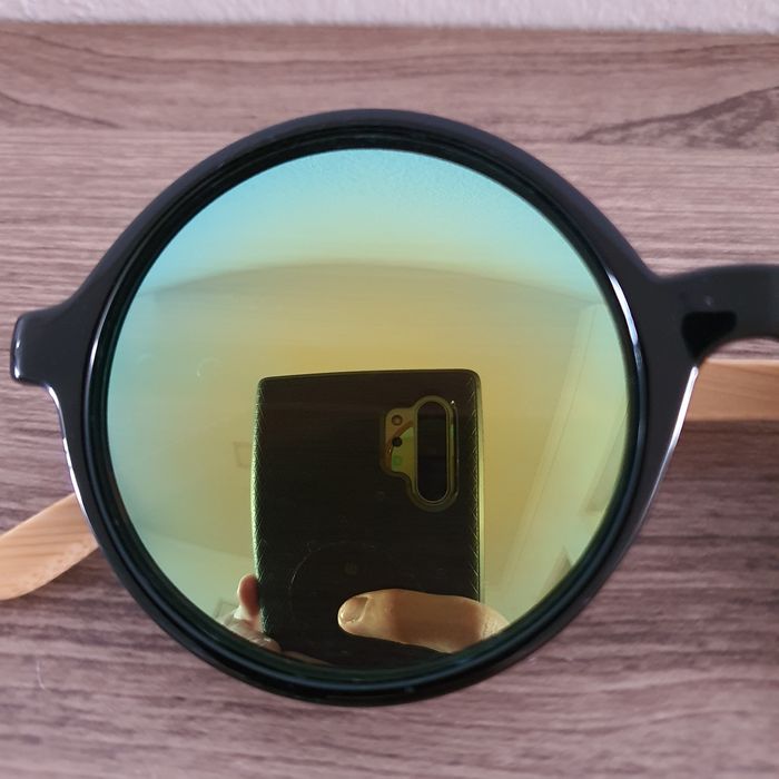 Óculos de Sol espelhados com haste em madeira