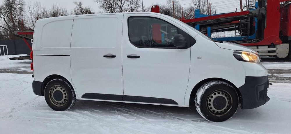 cała Toyota ProAce na części