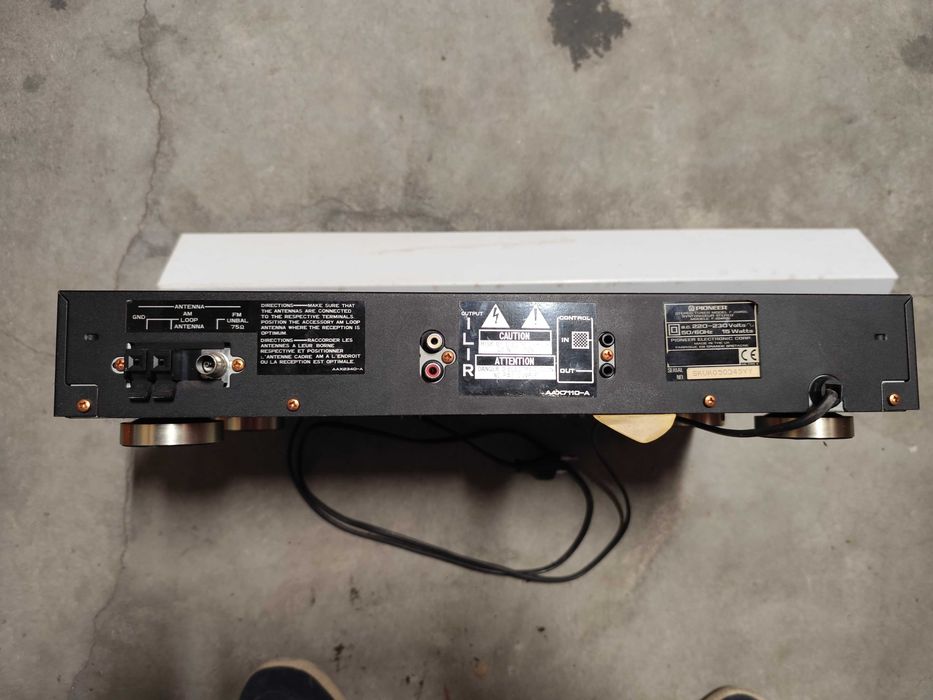 Rádio RDS Sony F204 RDS