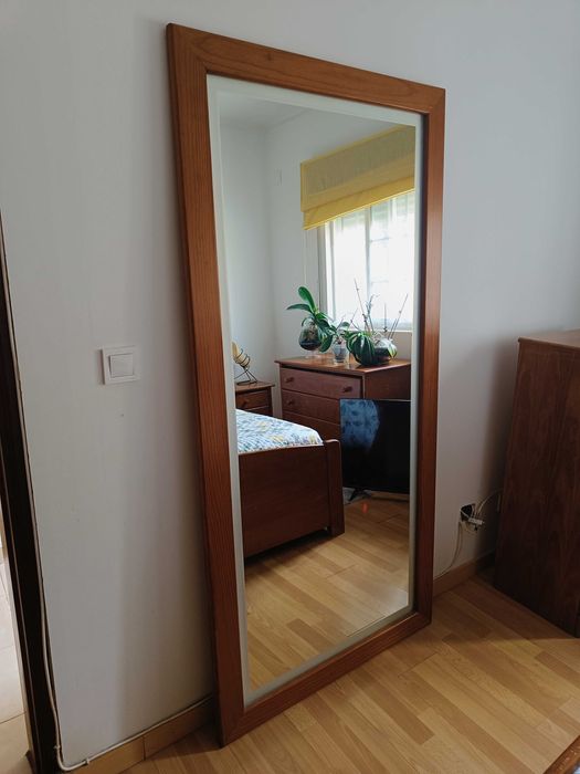 Mobília de quarto pinho mel