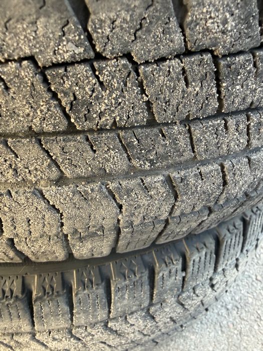 резина r18 235/45 bridgestone blizzak