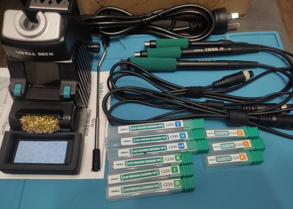 Паяльная станция Yihua 982 v3 3 ручки c245 c210 c115