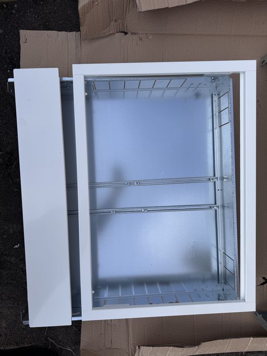 Szkrzynki podtynkowe pod rozdzielacze podłogówki