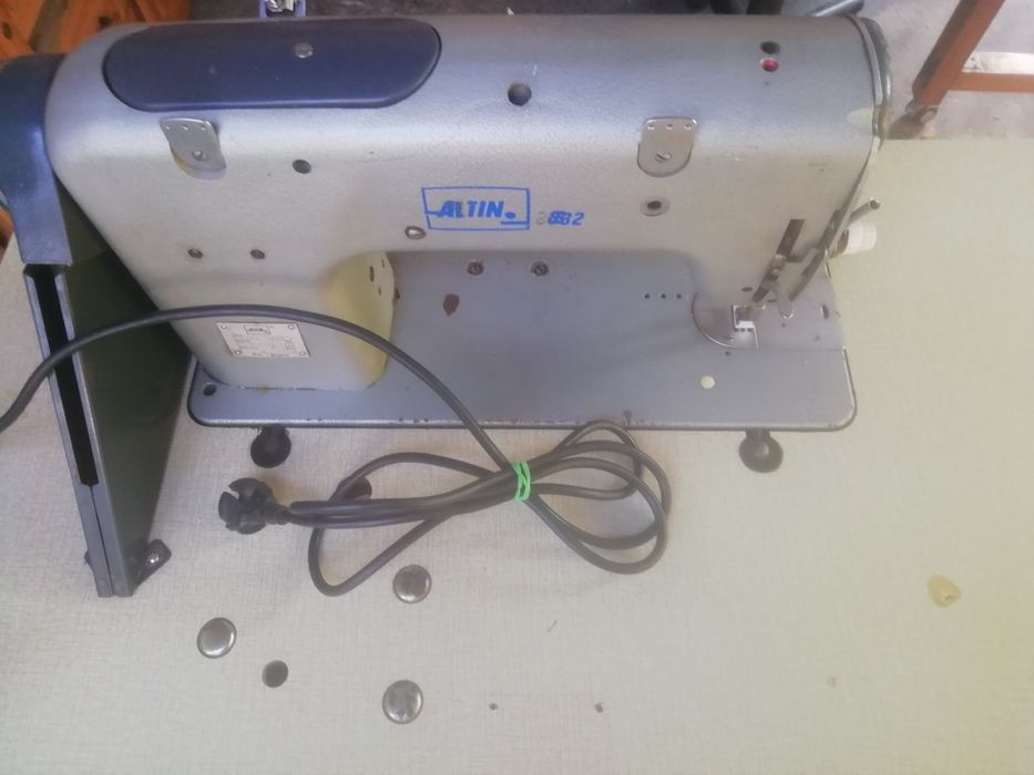 Швейна машинка Altin 8332 в гарному робочьому стані