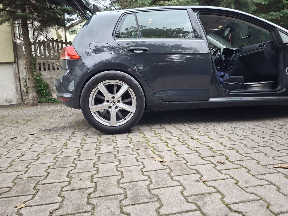 5x112 R17 Koła Passat Golf Beetle Sirocco Audi Seat Skoda Felgi