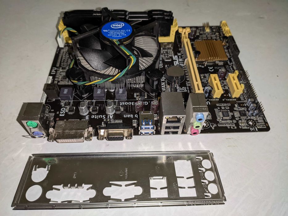 Комплект s1150 Core i3-4170 3.7ghz 16Gb Kingston HyperX 1866Mhz!