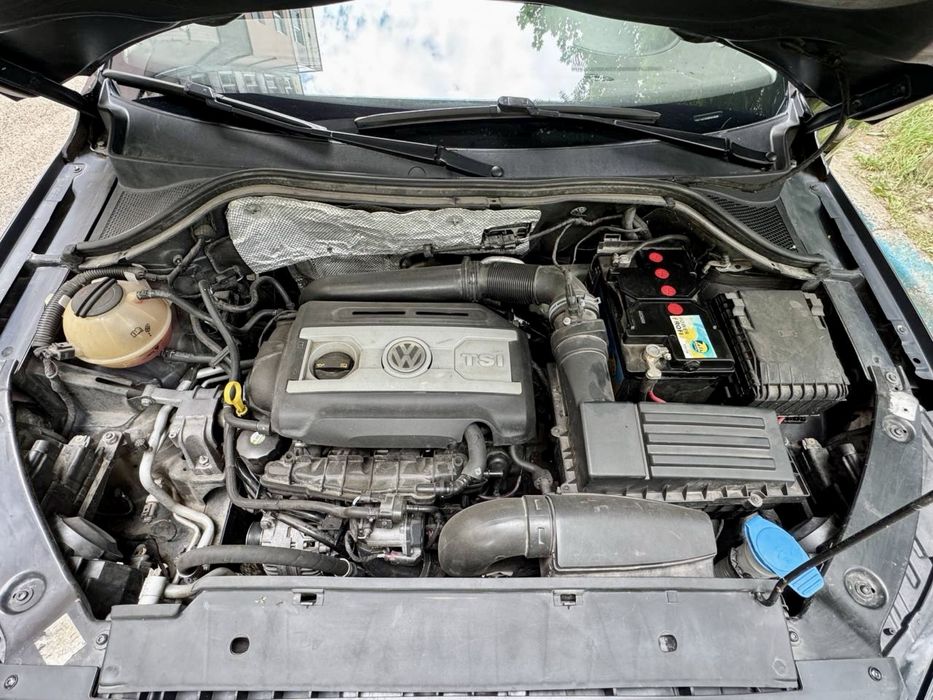 Продам авто Volkswagen Tiguan 2015