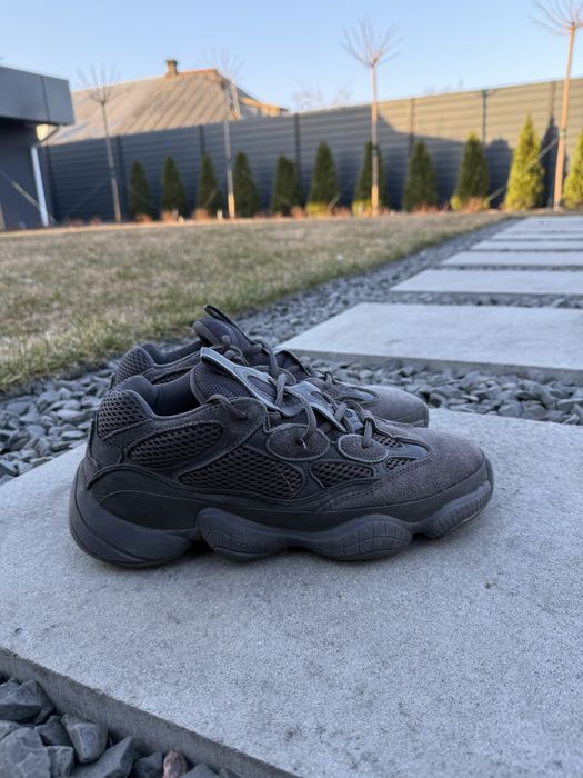 Adidas yeezy 500 utility black